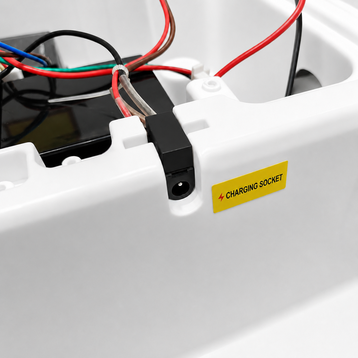 Charging Port Wiring Harness for 12V Mercedes-Benz G63 Ride-On Car