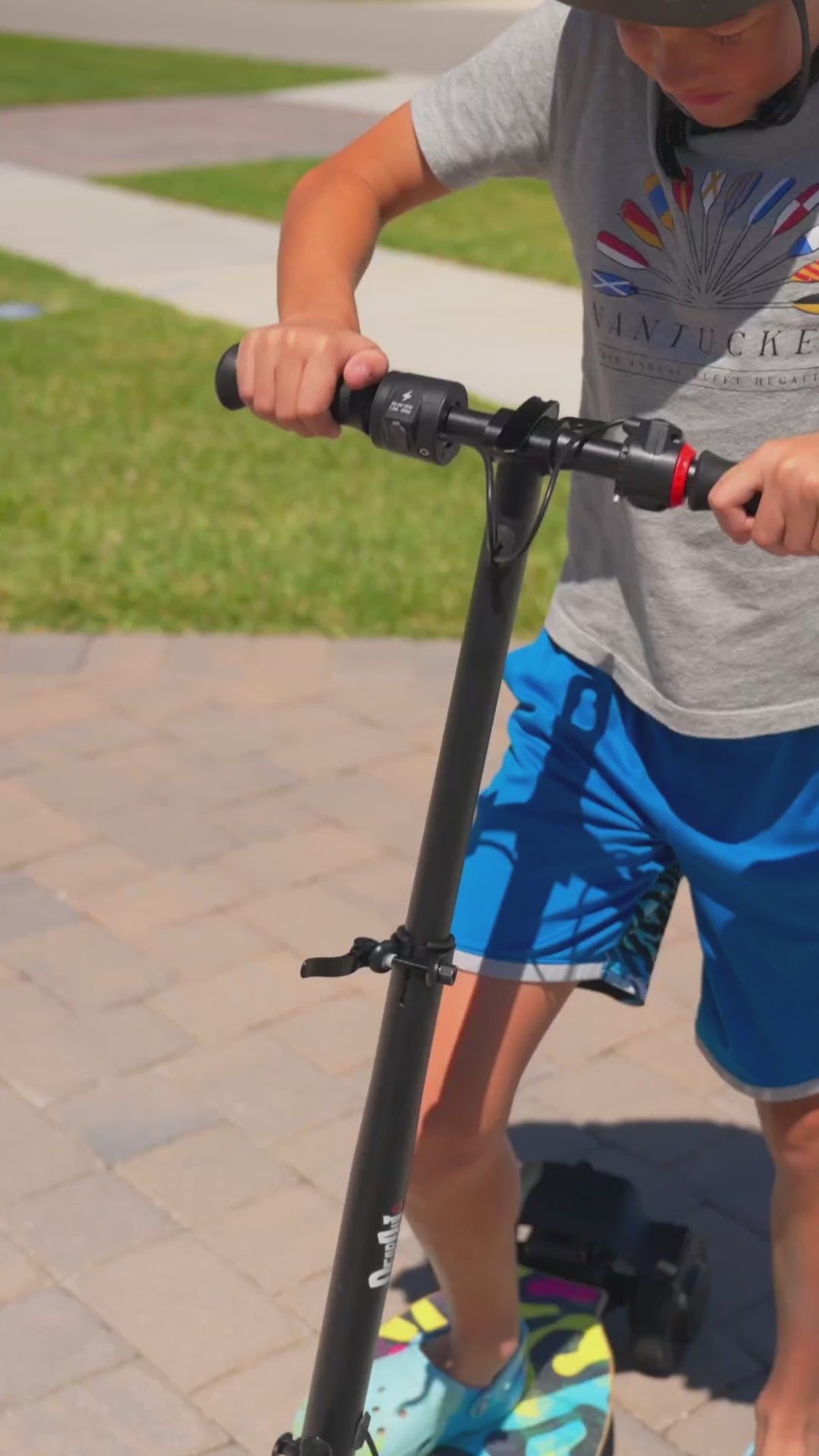 V1 QuadGlide 24V Kids 4-Wheel Electric Scooter