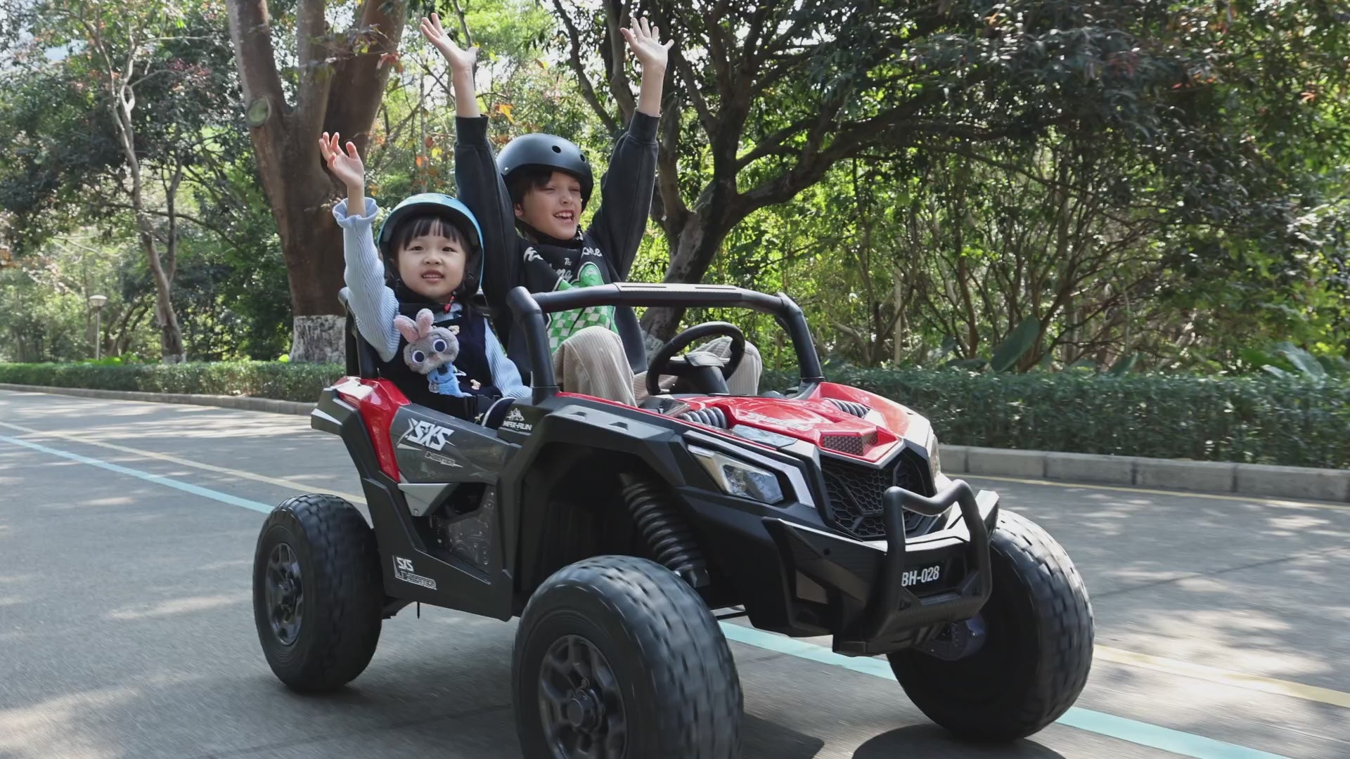 24V 4WD Kids Explorer Ride-On UTV